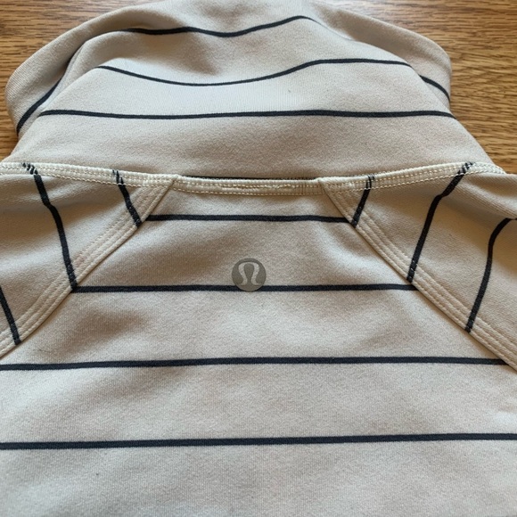 Lululemon Striped Full Zip Jacket | Off White & Black Stripes - Picture 8 of 10